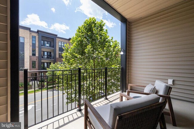 Building Photo - 43442 Croson Ln