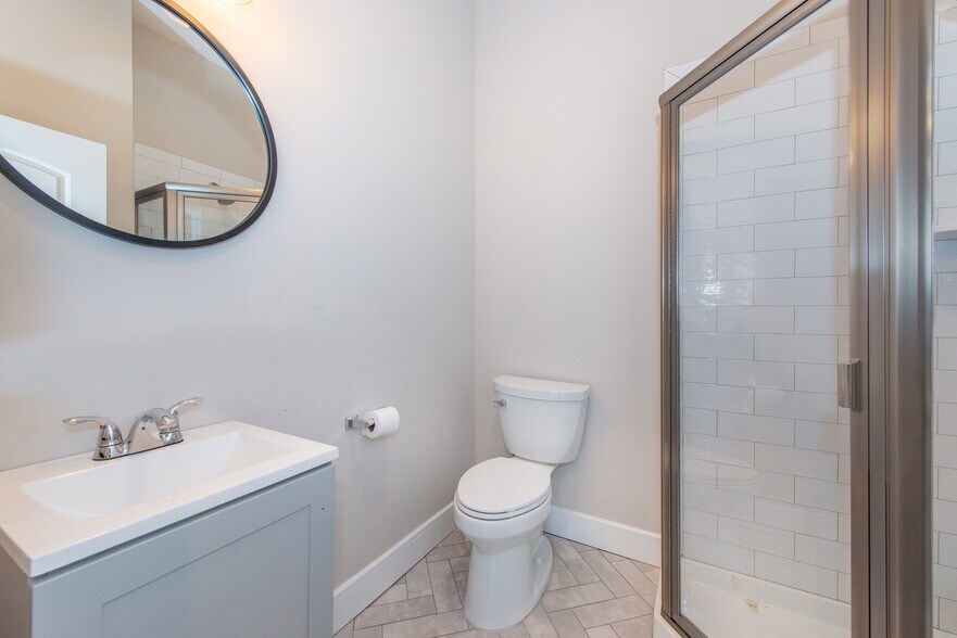 Primary Bath - 14 Prospect St