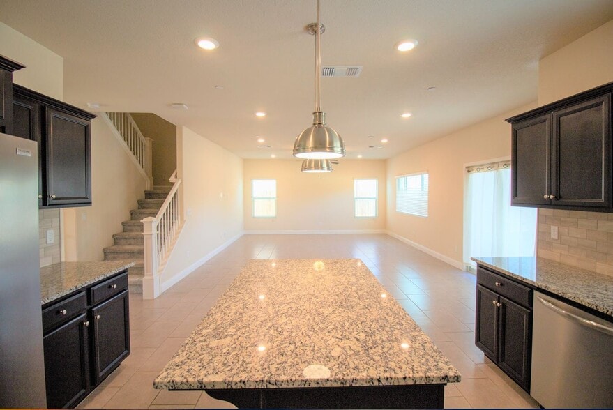 Building Photo - 4419 Kerr Ct