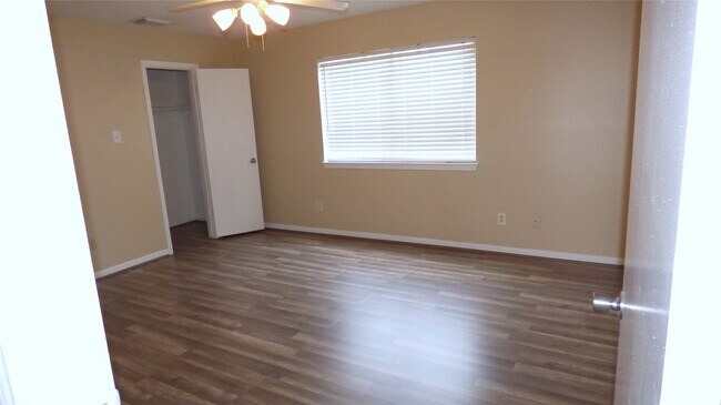 Building Photo - 14715 Cypress Green Dr