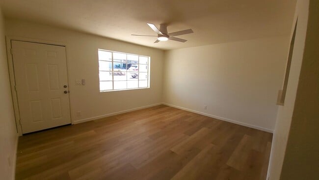 Building Photo - Fully Remodeled Home in North Phoenix – Move-In Ready!