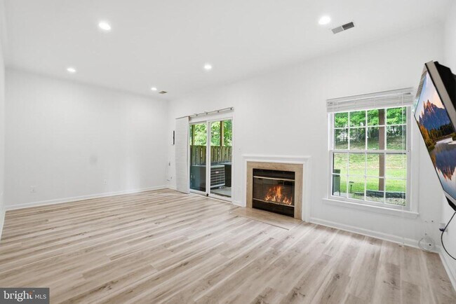Building Photo - 12327 Sour Cherry Way