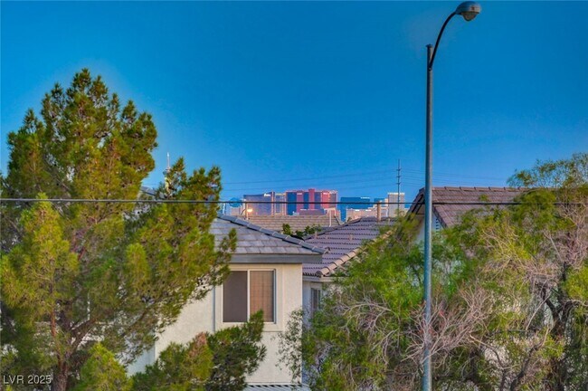 Building Photo - 1213 E Malibu Sands Ave