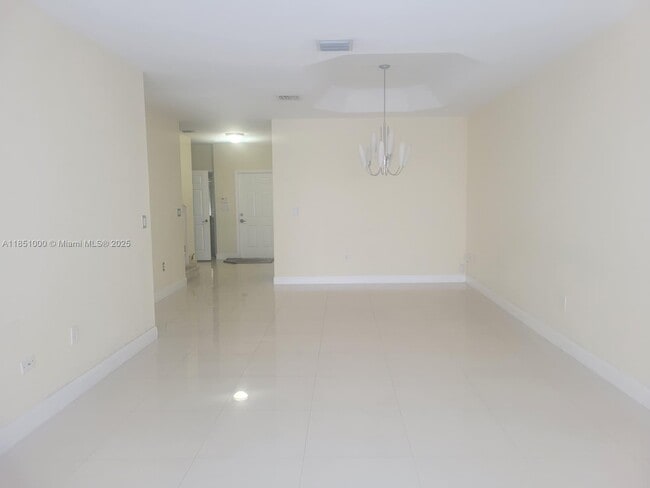 Building Photo - 6671 NW 107th Ct