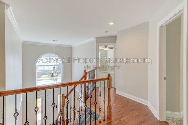 Building Photo - 2041 Jadewood Dr