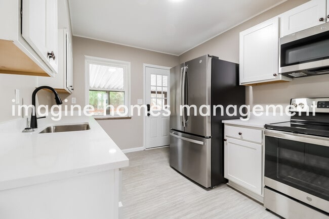 Building Photo - Pet-Friendly 3 Bedroom Home in Madeira