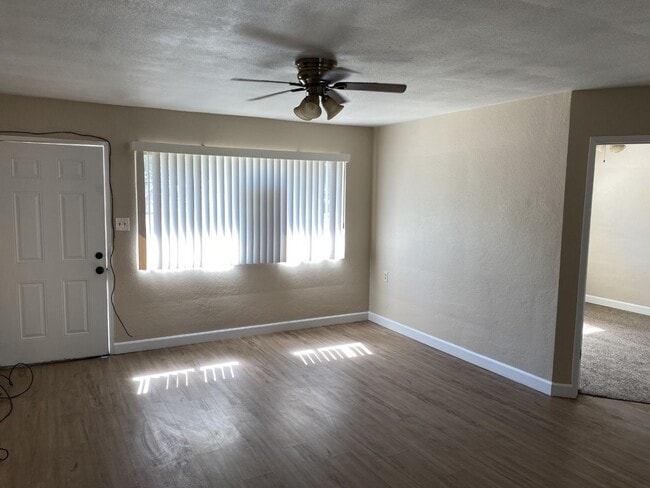 Building Photo - Recently Remodeled Two Bedroom One Bath home in Chowchilla, CA