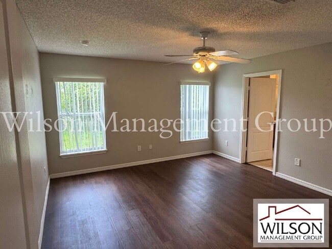 Building Photo - 4944 Waterside Pointe Cir