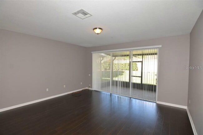 Building Photo - 6941 Cadiz Blvd