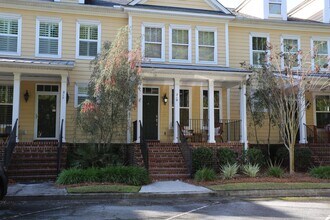 Building Photo - Furnished 2 Bedroom Townhome in Pooler