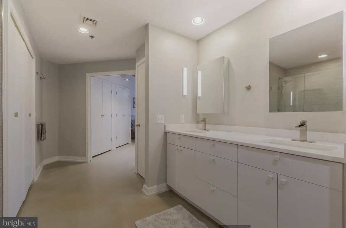 Building Photo - 1147 N 4th St