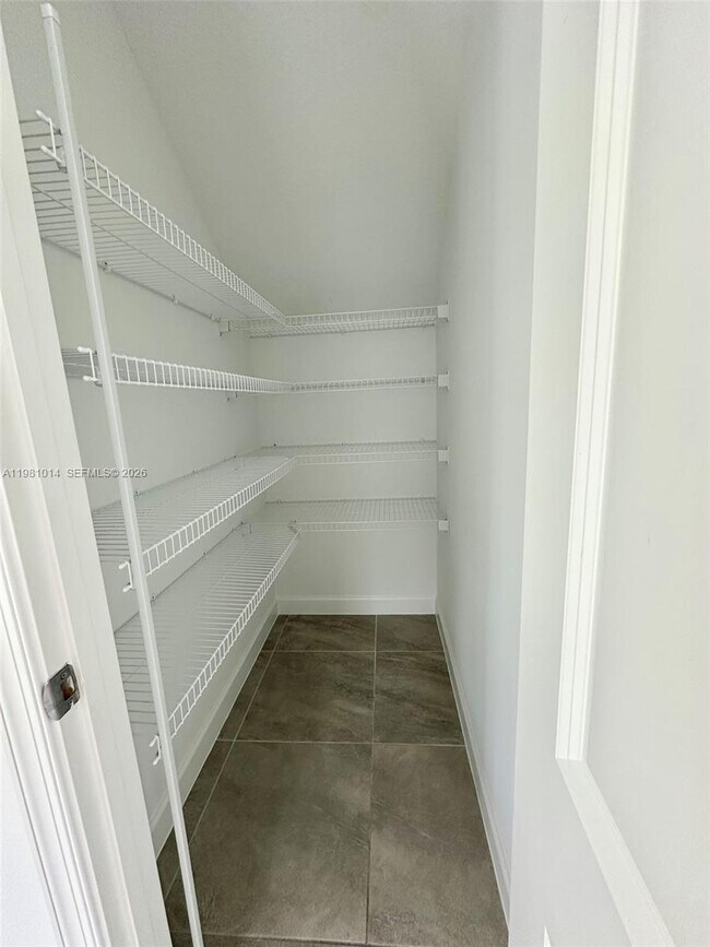 Building Photo - 3265 Dunning Dr