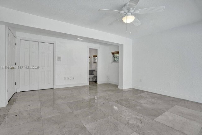 Building Photo - 13105 Biscayne Island Terrace
