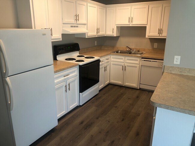 Primary Photo - 2047 Coburn Blvd