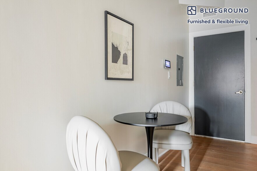 Building Photo - 44 Bromfield St