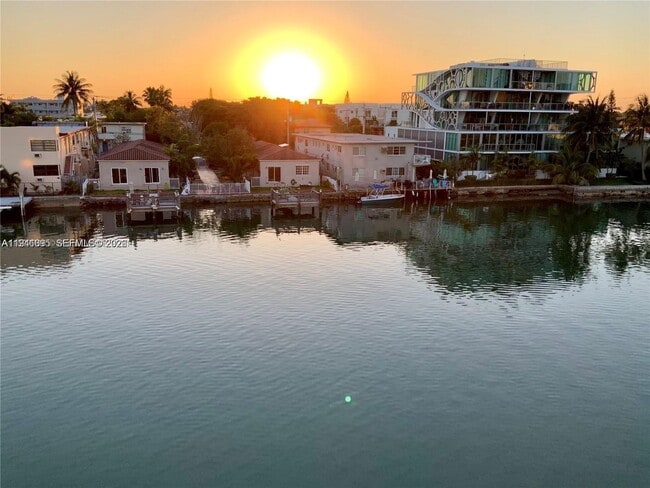 Building Photo - 8400 Byron Ave