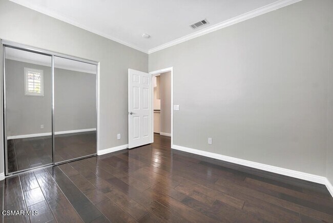 Building Photo - 6320 Ballantine Pl
