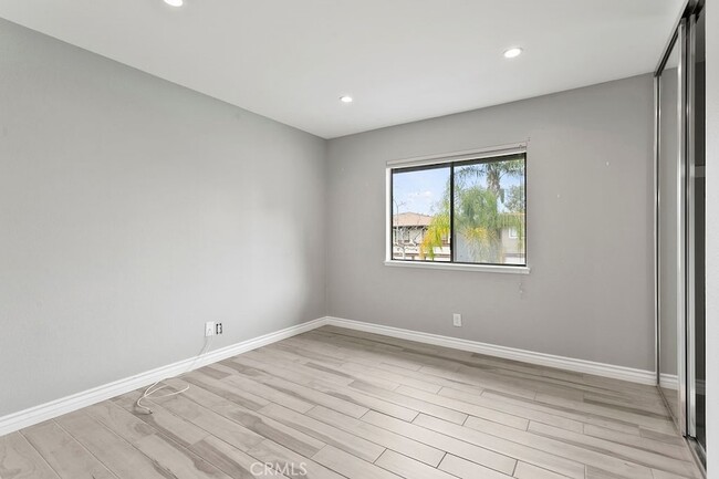Building Photo - 26408 Via Roble