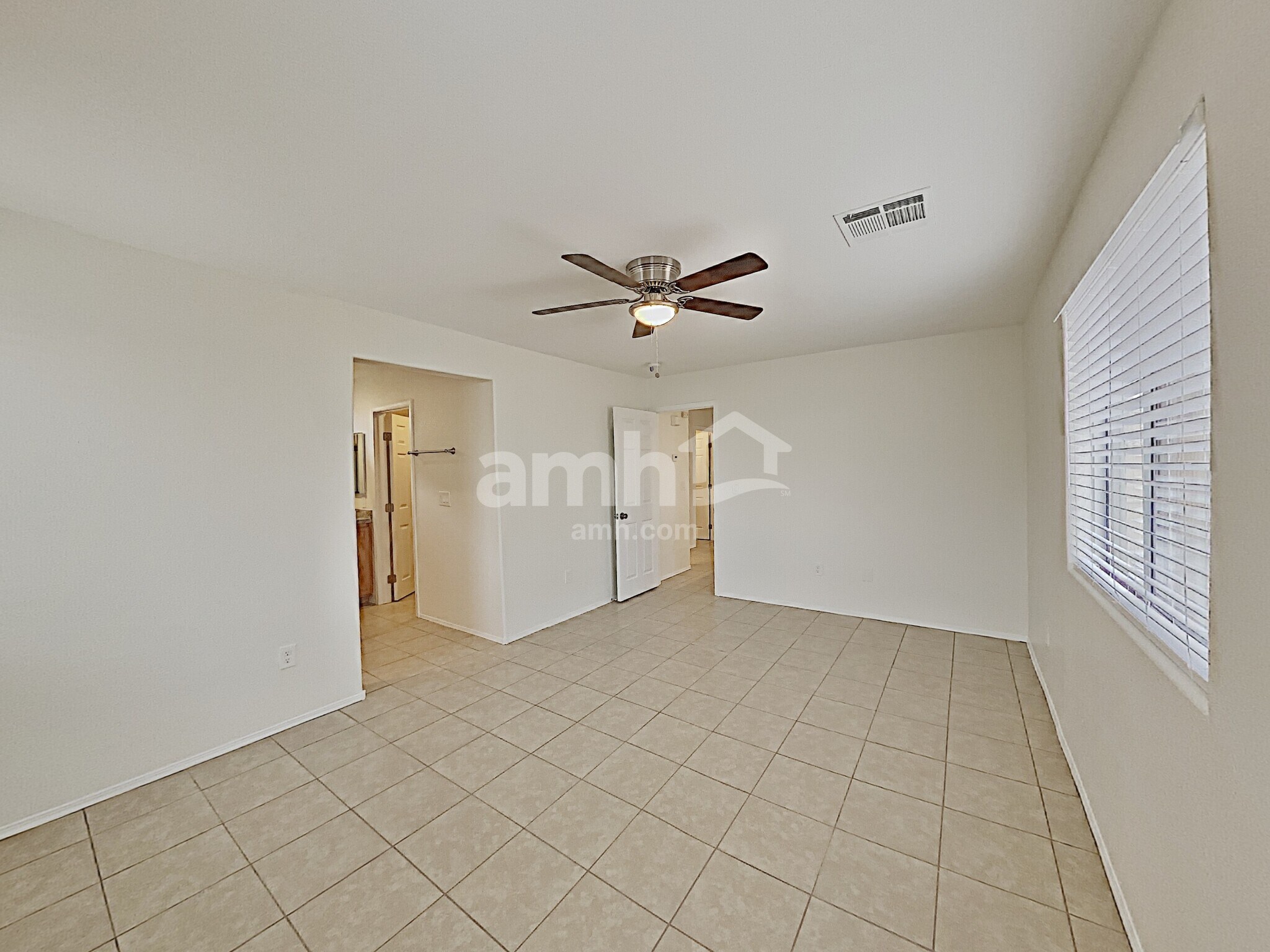 Building Photo - 8125 Finch Feather St