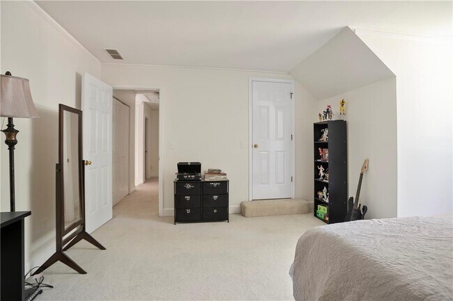 Building Photo - 4415 Northside Chase NW