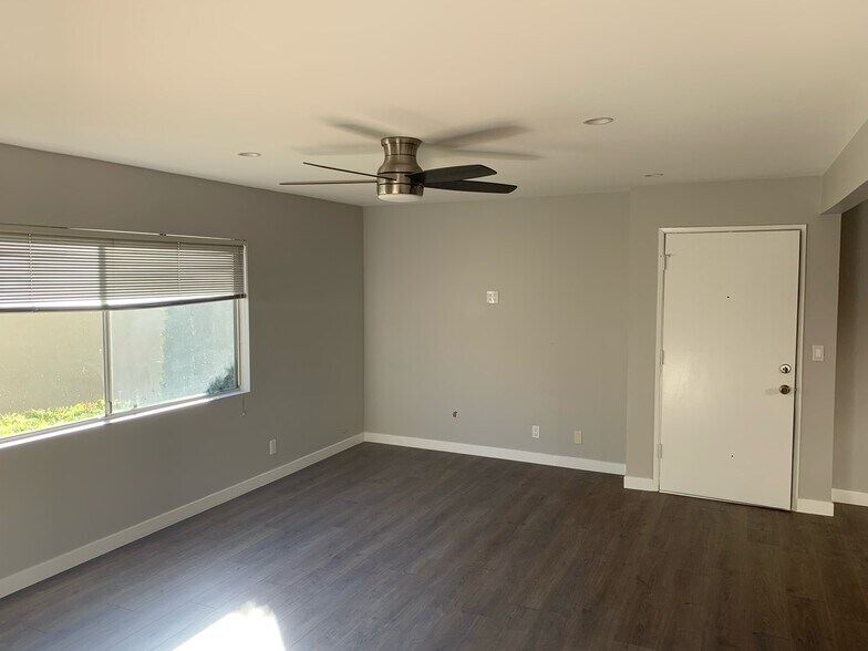 Living Room - 419 California St