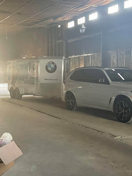 Building Photo - 123 1/2 Stone Street Unit