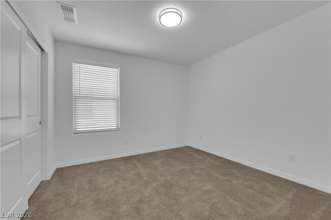 Building Photo - 5925 Obsidian Sky Ave
