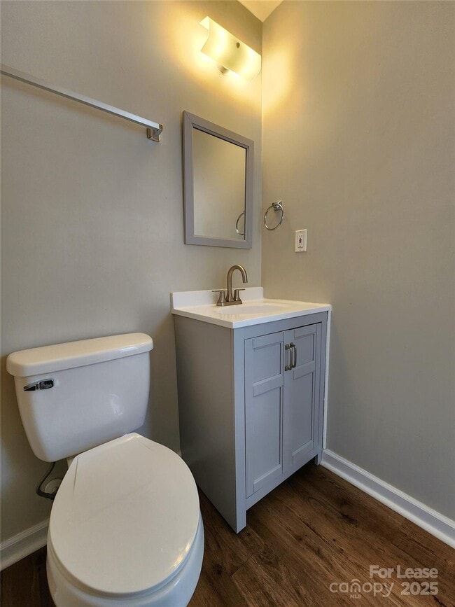 Building Photo - 1247 Forest Park Dr