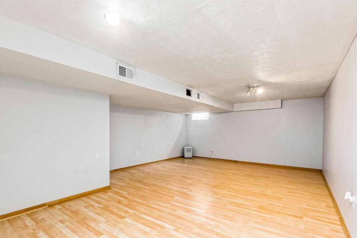 Building Photo - 114 E Ticonderoga Dr