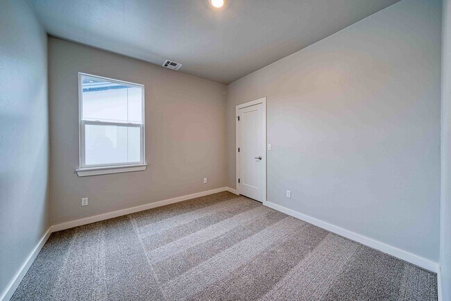 Building Photo - 2525 NW 129th St