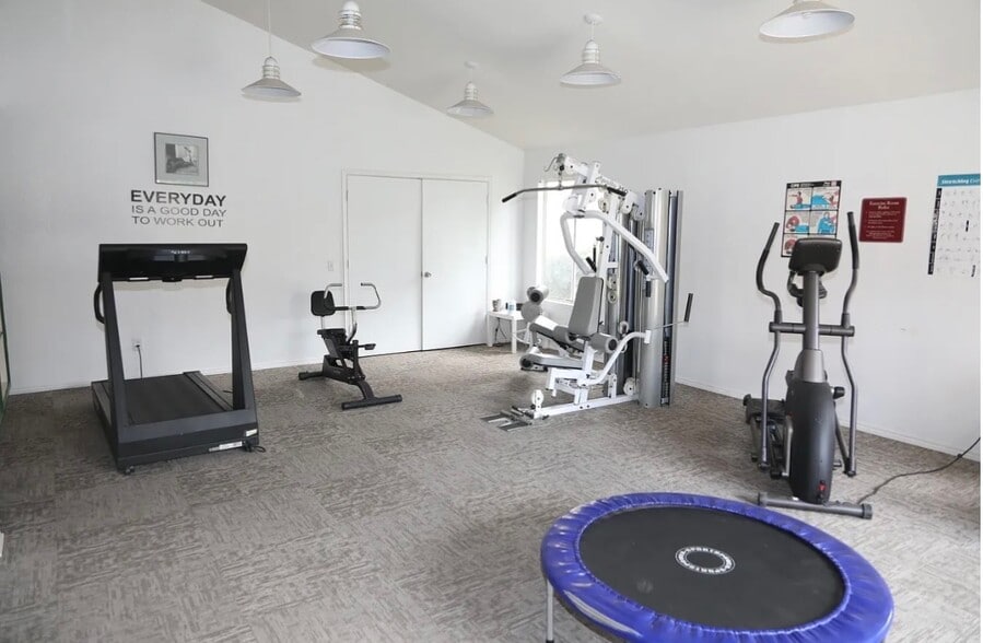 Building Photo - 43405 30th St W