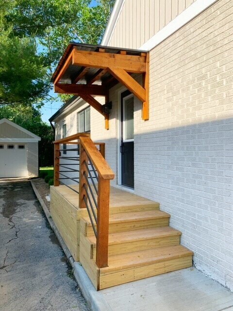 Building Photo - BUTLER UNIVERSITY 4BR/4BA PROFESSIONALLY REMODLELED!!   PERFECT FOR 4 ROOMATES!
