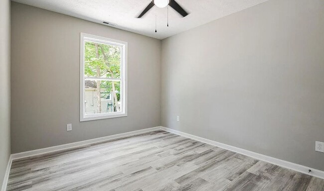 Building Photo - 4612 Clayton Terrace