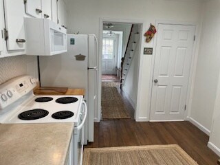 Building Photo - 7 Pleasant View Ave