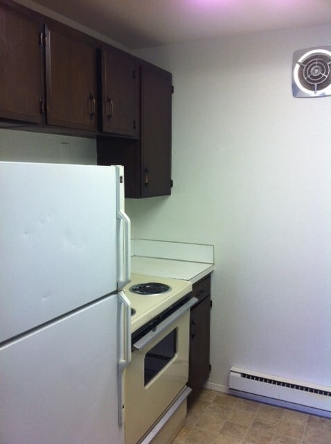 Building Photo - Bremerton Area Duplex