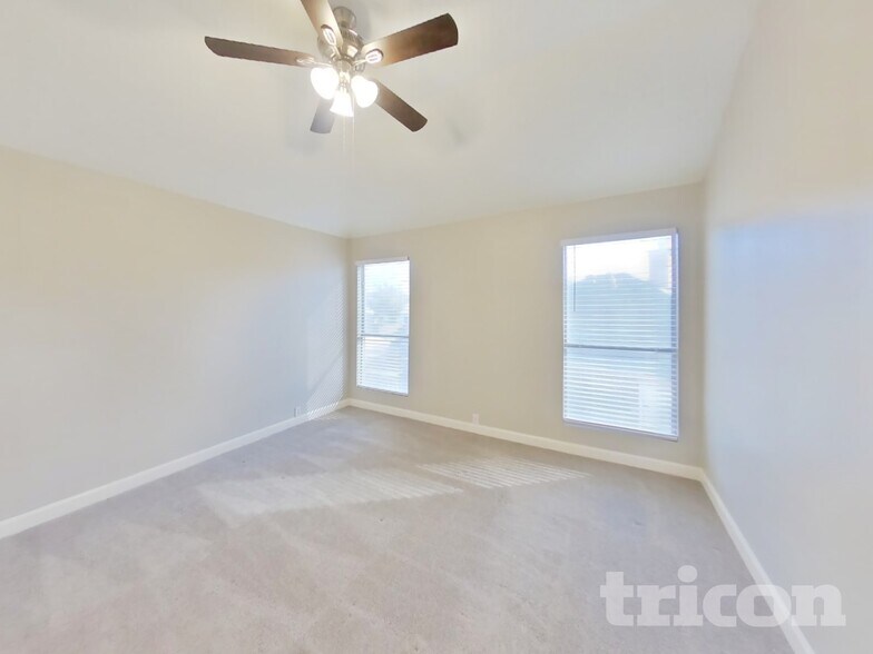 Building Photo - 1204 Shakleford Cir