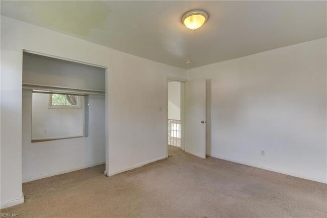 Building Photo - 1316 Gabriel Dr