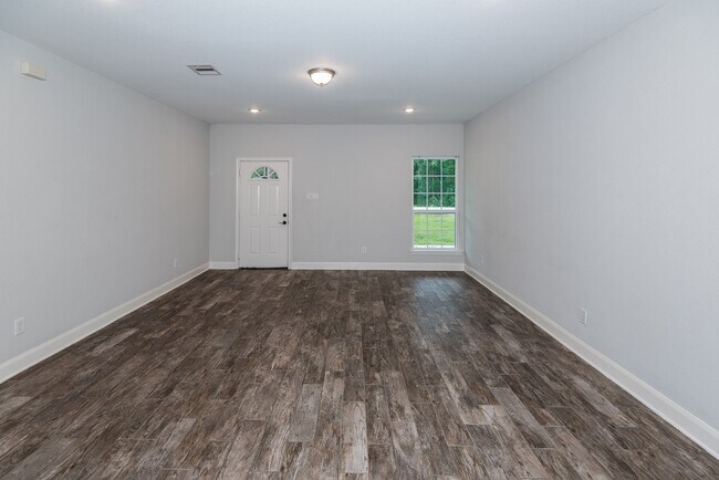 Building Photo - 7705 Pin Oak St