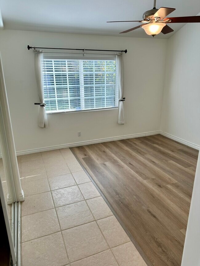 Master bedroom - 26192 Camino Adelanto