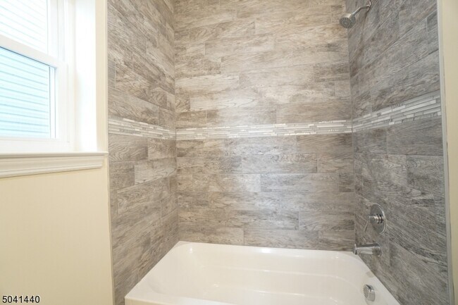 Building Photo - 17 Triton Terrace