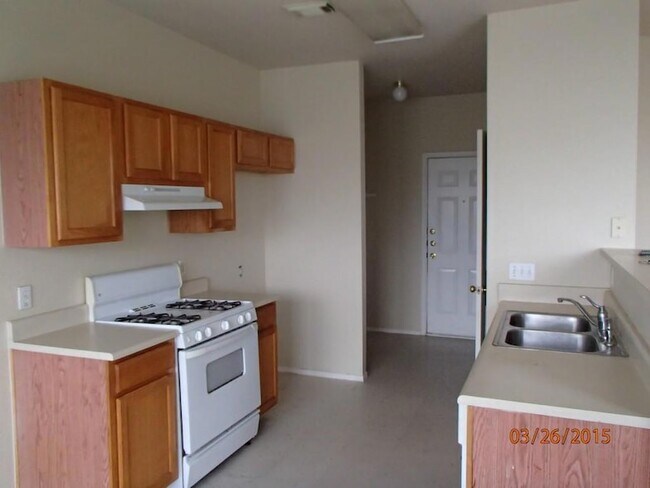 Building Photo - 2837 Southampton Way