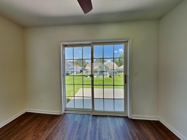 Building Photo - 106 Charlotte Ct