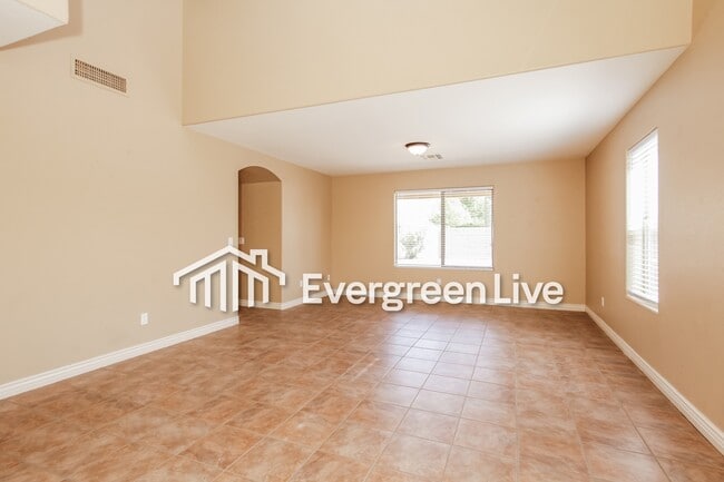 Building Photo - 8032 W Preston Ln