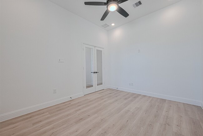 Building Photo - 2315 Red Chip Ln