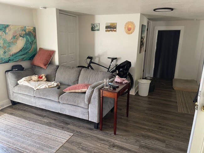 Building Photo - One-Bedroom Apartment in North end