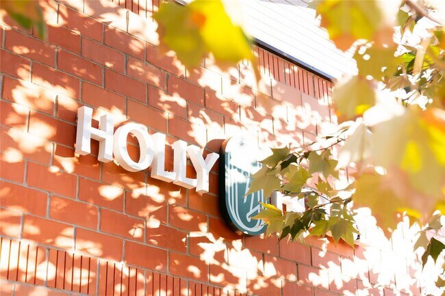 Building Photo - 49 Navasota St