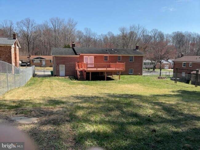 Building Photo - 6920 Groveton Dr