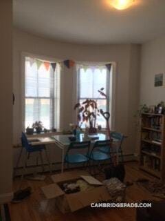 Building Photo - 100 Willow St