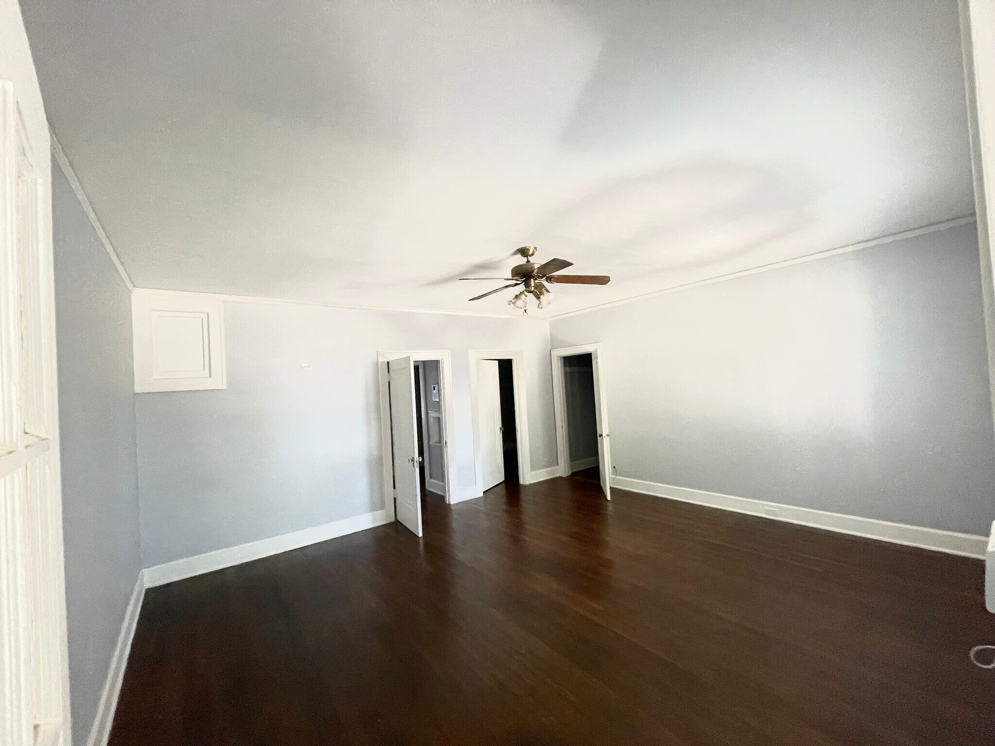living room - 426 W Huisache Ave