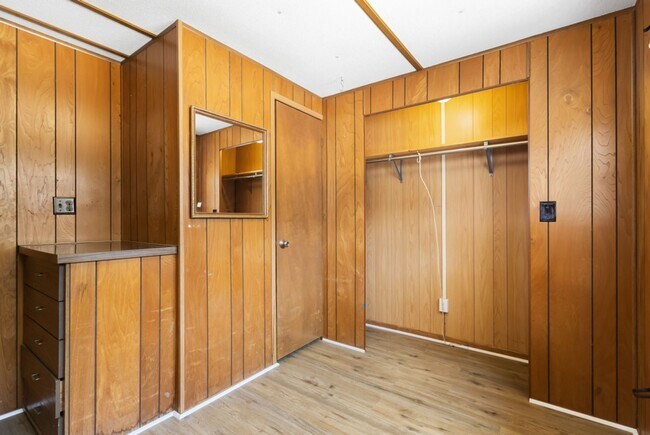Building Photo - 16240 San Pedro Ave